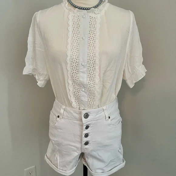 White Bohemian Top - Picture 2 of 3